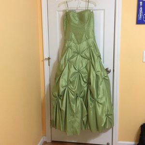 Strapless green gown